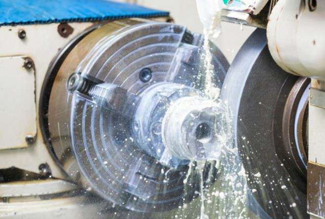 分析加工毛刺原因-贵阳燕翔企业社会责任服务有限公司